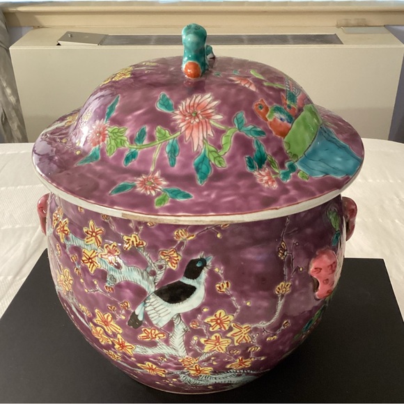 Vintage Chinese Porcelain Aubergine Famille Rose Lidded Pot